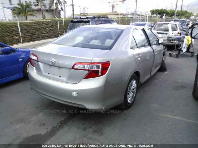 4T1BF1FK5DU711662 - 2013 TOYOTA CAMRY L/SE/LE/XLE ოქროსფერი ფოტო 4