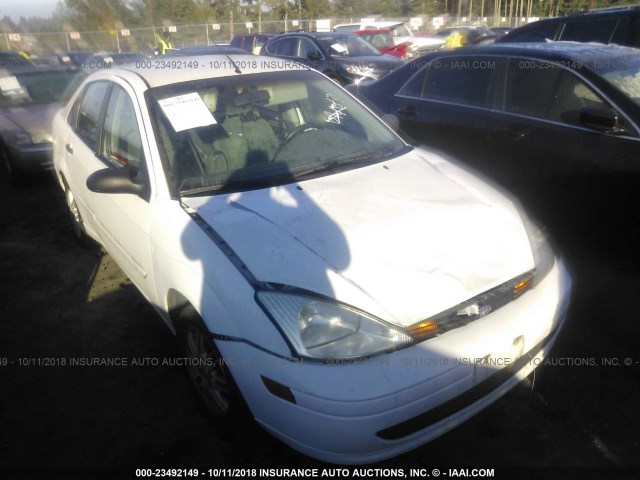 1FAFP3832YW291833 - 2000 FORD FOCUS ZTS WHITE photo 1