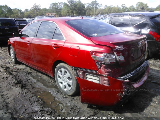 4T1BF3EK2AU534223 - 2010 TOYOTA CAMRY SE/LE/XLE RED photo 3