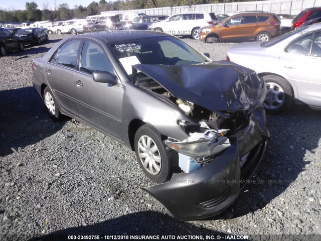 4T1BE32K95U631478 - 2005 TOYOTA CAMRY LE/XLE/SE Сұр фото 1