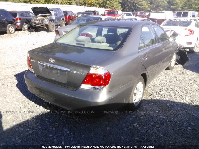 4T1BE32K95U631478 - 2005 TOYOTA CAMRY LE/XLE/SE Сұр фото 4