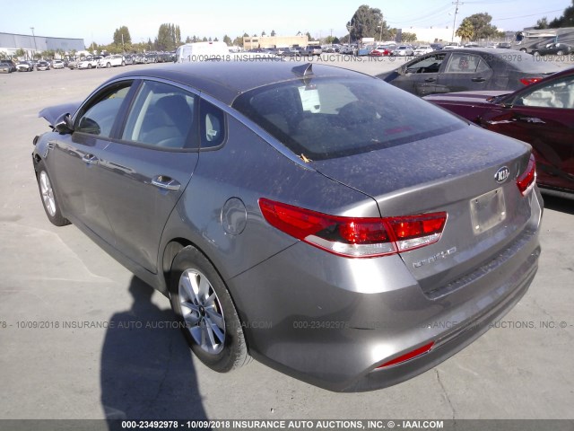 5XXGT4L32JG198471 - 2018 KIA OPTIMA LX/S GRAY photo 3