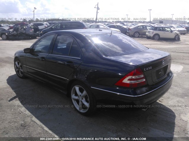 WDBRF52H56F758300 - 2006 MERCEDES-BENZ C GENERATION 2006 230 BLUE photo 3