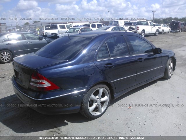 WDBRF52H56F758300 - 2006 MERCEDES-BENZ C GENERATION 2006 230 BLUE photo 4