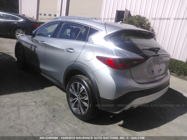 SJKCH5CR8JA057245 - 2018 INFINITI QX30 LUXURY/PREMIUM/SPORT GRAY photo 3