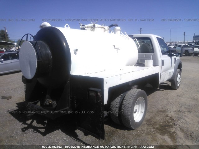 1FDAF57R78ED09091 - 2008 FORD F550 SUPER DUTY WHITE photo 4