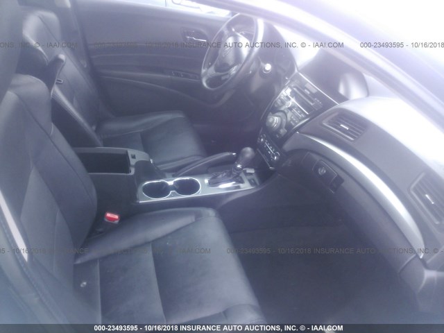 19VDE1F77DE008857 - 2013 ACURA ILX 20 TECH WHITE photo 5