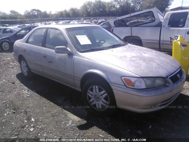 4T1BG22K61U060966 - 2001 TOYOTA CAMRY CE/LE/XLE 金色 照片 1