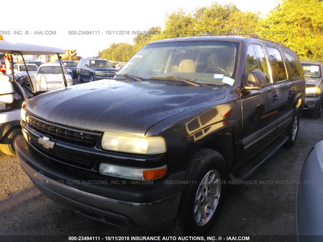 1GNEC16ZX3J100475 - 2003 CHEVROLET SUBURBAN C1500 GRAY photo 2