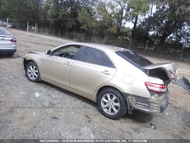4T1BF3EK9BU627192 - 2011 TOYOTA CAMRY SE/LE/XLE GOLD photo 3