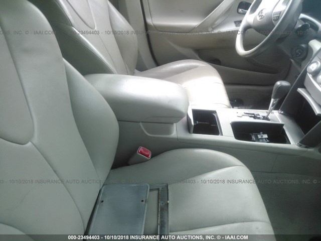 4T1BF3EK9BU627192 - 2011 TOYOTA CAMRY SE/LE/XLE GOLD photo 5