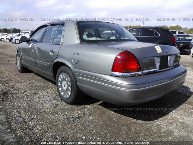 2FAFP73W43X138506 - 2003 FORD CROWN VICTORIA  GREEN photo 3