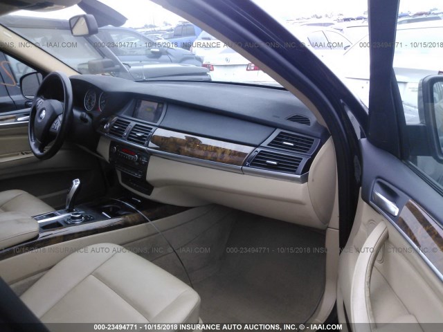 5UXZV4C5XCL763216 - 2012 BMW X5 XDRIVE35I Qara foto 5