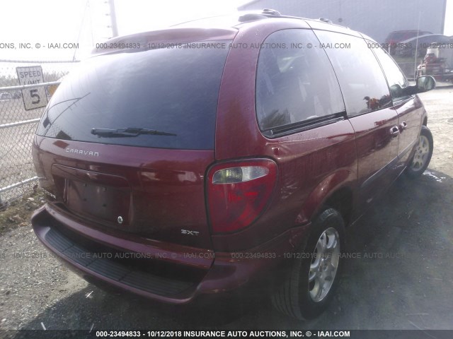 1D4GP45R34B592192 - 2004 DODGE CARAVAN SXT RED photo 4