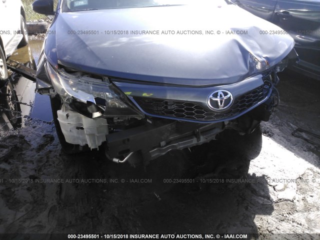 4T1BF1FKXDU243735 - 2013 TOYOTA CAMRY L/SE/LE/XLE Boz foto 6