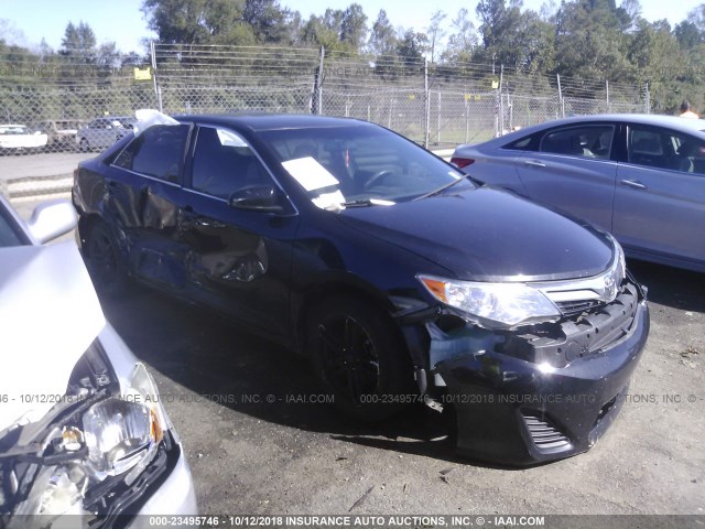 4T1BF1FK4CU081745 - 2012 TOYOTA CAMRY SE/LE/XLE BLACK photo 1