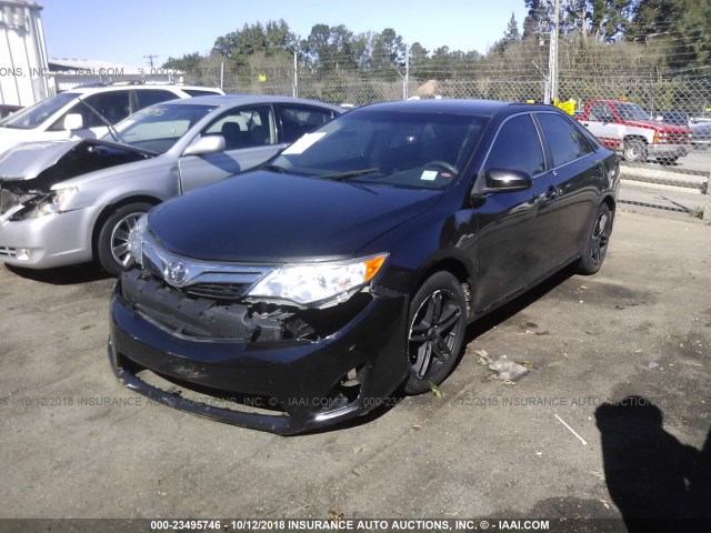 4T1BF1FK4CU081745 - 2012 TOYOTA CAMRY SE/LE/XLE BLACK photo 2