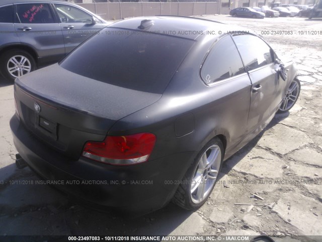 WBAUC9C5XCVM12094 - 2012 BMW 135 I Czarny zdjęcie 4