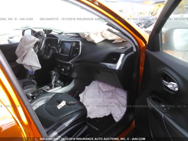 1C4PJMBS1FW587834 - 2015 JEEP CHEROKEE TRAILHAWK ORANGE photo 5