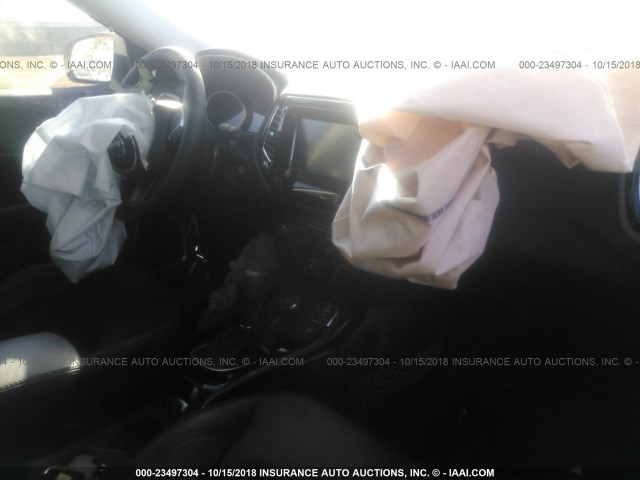 3C4NJDBB2JT395358 - 2018 JEEP COMPASS LATITUDE 黑色 照片 5