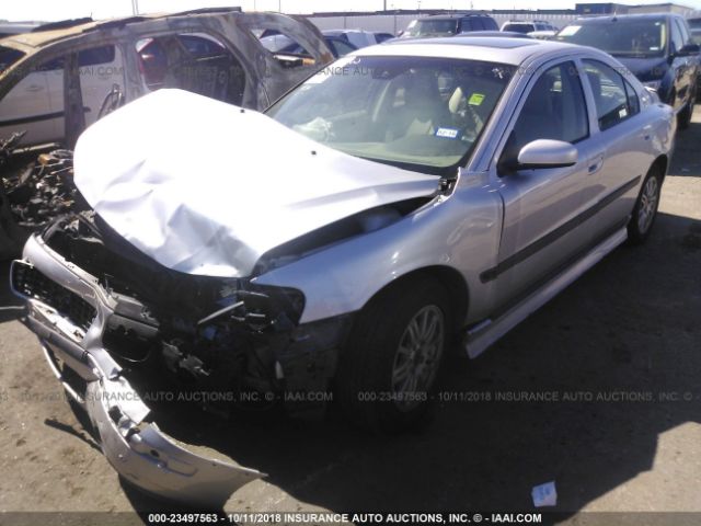 YV1RS61T542406664 - 2004 VOLVO S60 SILVER photo 2