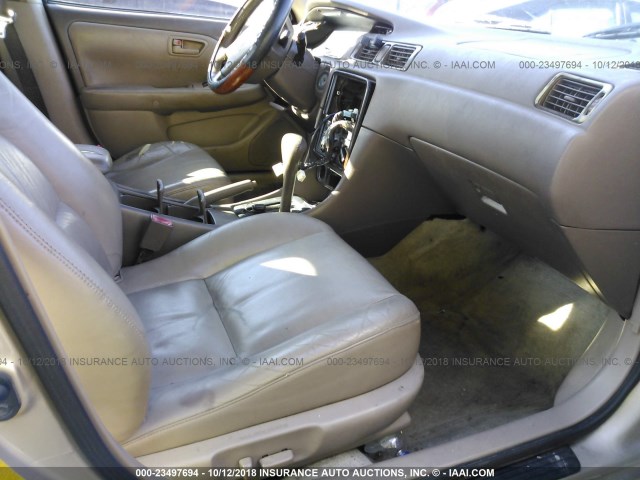 JT2BF28K9X0176508 - 1999 TOYOTA CAMRY LE/XLE TAN photo 5