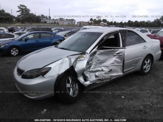 4T1BE30K94U889873 - 2004 TOYOTA CAMRY LE/XLE/SE SILVER photo 2