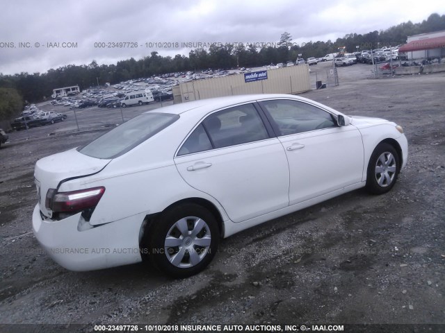 4T1BE46K67U666191 - 2007 TOYOTA CAMRY NEW GENERAT CE/LE/XLE/SE WHITE photo 4
