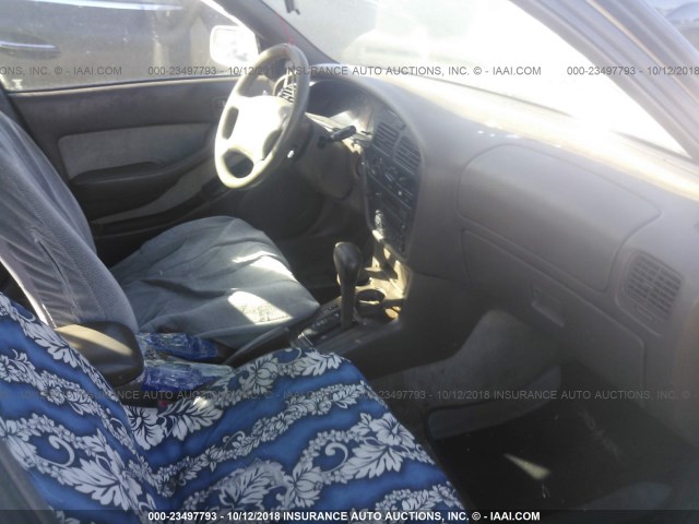 4T1BG12K8TU788463 - 1996 TOYOTA CAMRY DX/LE/XLE ბურგუნდია ფოტო 5