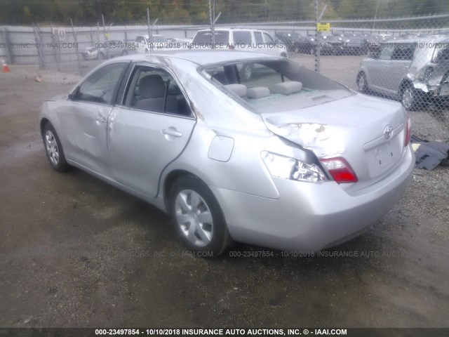 4T4BE46K29R054806 - 2009 TOYOTA CAMRY SE/LE/XLE SILVER photo 3