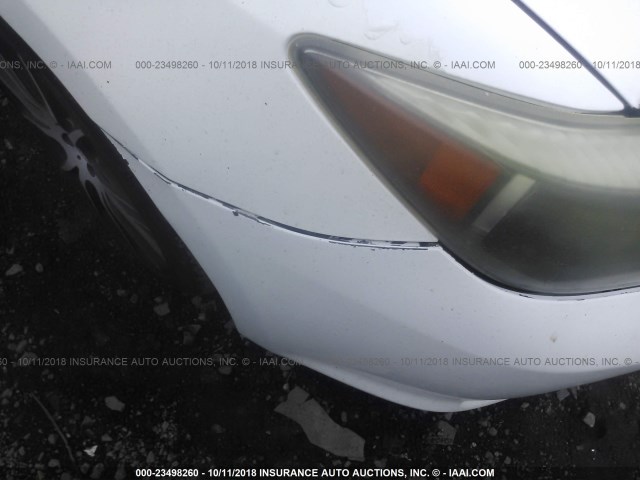 JTKDE177550014357 - 2005 TOYOTA SCION TC 白色 照片 6