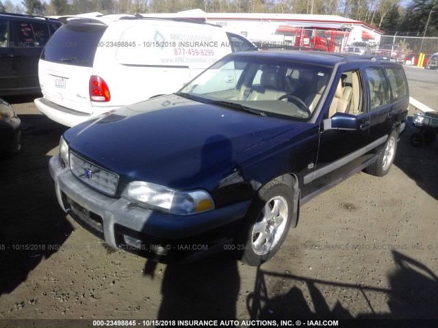 YV1LZ56DXY2711287 - 2000 VOLVO V70 XC/SE BLUE photo 2