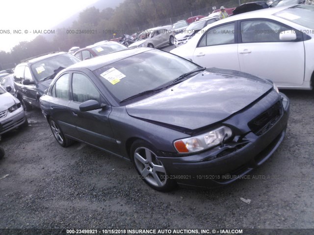 YV1RH52Y842375588 - 2004 VOLVO S60 R GRAY photo 1