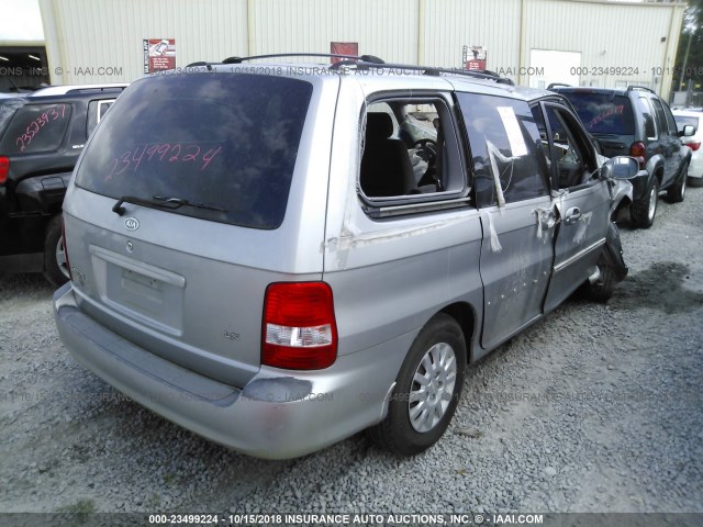 KNDUP131236492510 - 2003 KIA SEDONA EX/LX SILVER photo 4