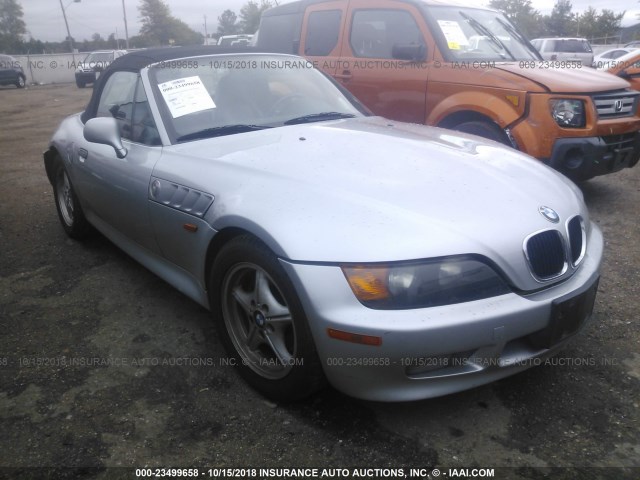 4USCH7320TLB72105 - 1996 BMW Z3 1.9 SILVER photo 1