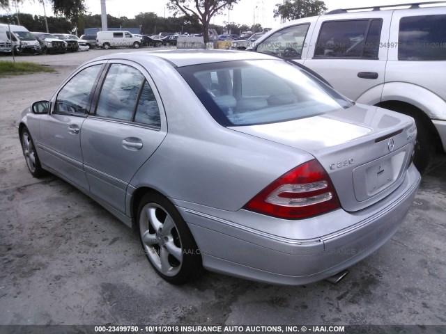 WDBRF40J24F508445 - 2004 MERCEDES-BENZ C 230K SPORT SEDAN SILVER photo 3