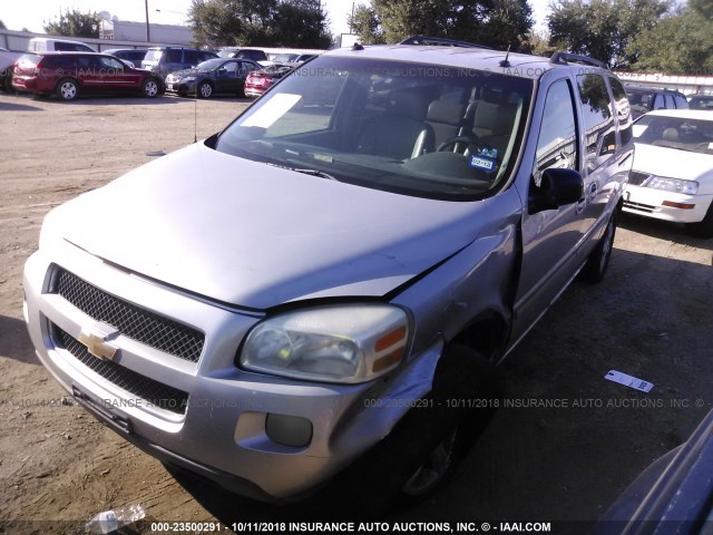 1GNDV23L65D191001 - 2005 CHEVROLET UPLANDER LS SILVER photo 2