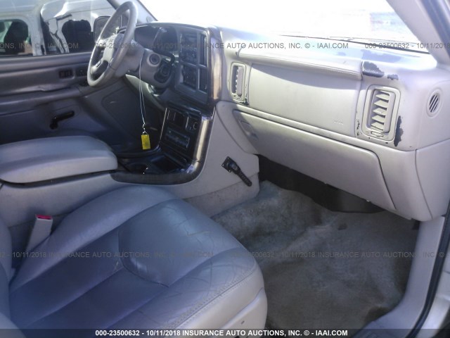 1GKFK66U24J297715 - 2004 GMC YUKON XL DENALI TAN photo 5