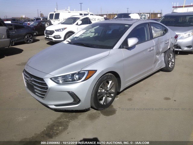 5NPD84LF0JH233494 - 2018 HYUNDAI ELANTRA SEL/VALUE/LIMITED SILVER photo 2