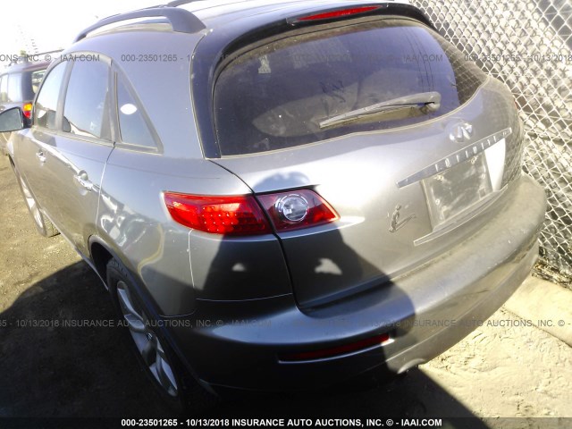 JNRBS08W93X003017 - 2003 INFINITI FX45 GRAY photo 3