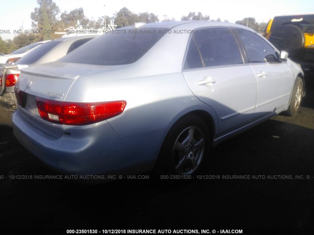 JHMCN36465C018209 - 2005 HONDA ACCORD HYBRID SILVER photo 4