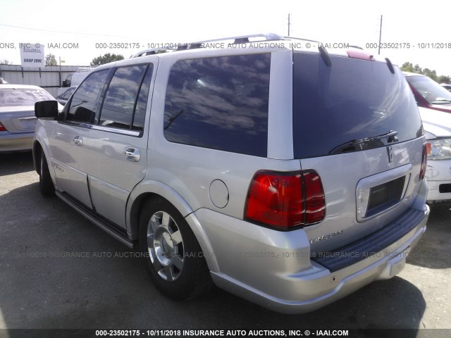 5LMFU27556LJ23644 - 2006 LINCOLN NAVIGATOR SILVER photo 3