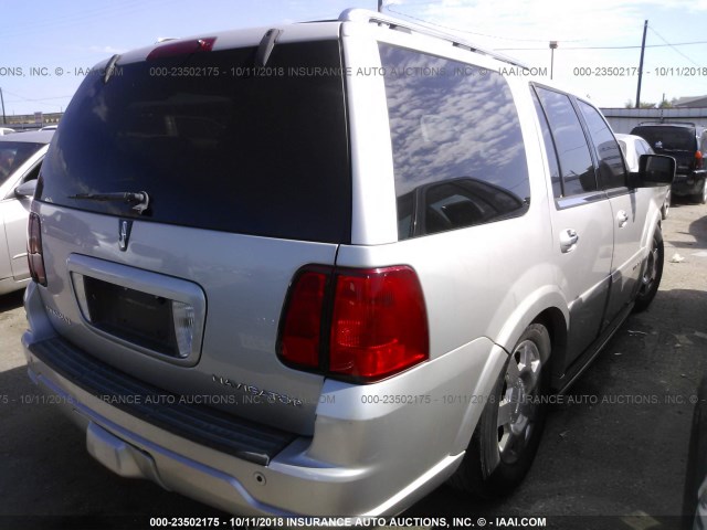 5LMFU27556LJ23644 - 2006 LINCOLN NAVIGATOR SILVER photo 4