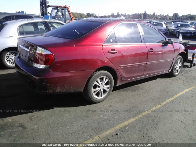 4T1BF30K05U103523 - 2005 TOYOTA CAMRY LE/XLE/SE ბურგუნდია ფოტო 4