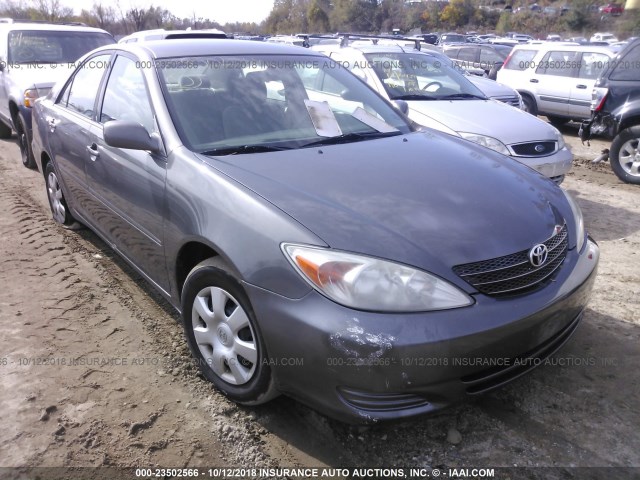 4T1BE32K72U522108 - 2002 TOYOTA CAMRY LE/XLE/SE Күміс фото 1