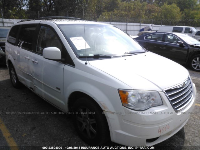 2A8HR54P58R823417 - 2008 CHRYSLER TOWN & COUNTRY TOURING WHITE photo 1