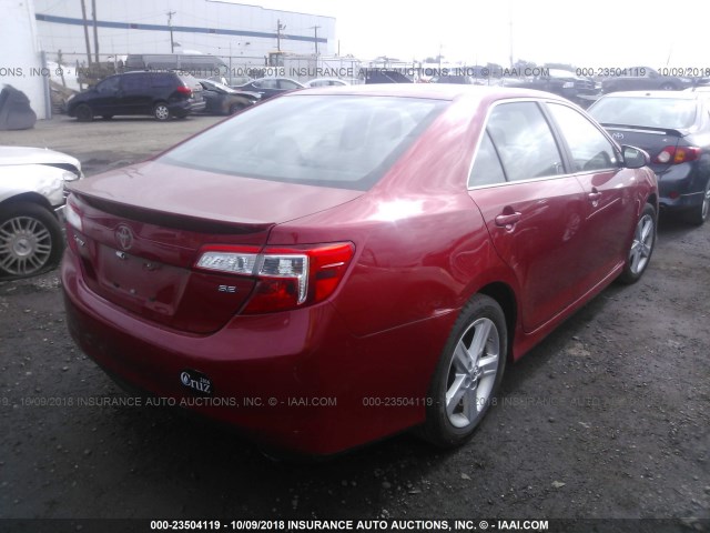 4T1BF1FK1CU581197 - 2012 TOYOTA CAMRY SE/LE/XLE 红色 照片 4