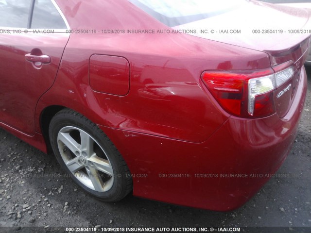 4T1BF1FK1CU581197 - 2012 TOYOTA CAMRY SE/LE/XLE 红色 照片 6