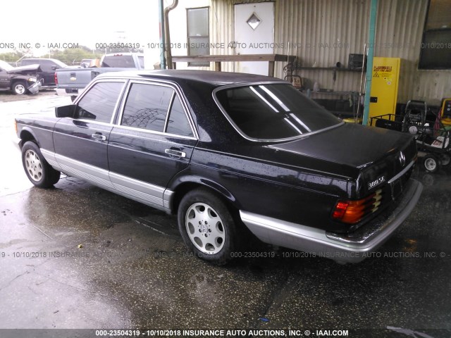 WDBCA32C9FA159149 - 1985 MERCEDES-BENZ 380 SE BLUE photo 3