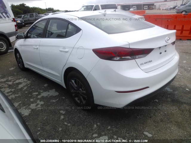 5NPD84LF4JH312215 - 2018 HYUNDAI ELANTRA SEL/VALUE/LIMITED WHITE photo 3